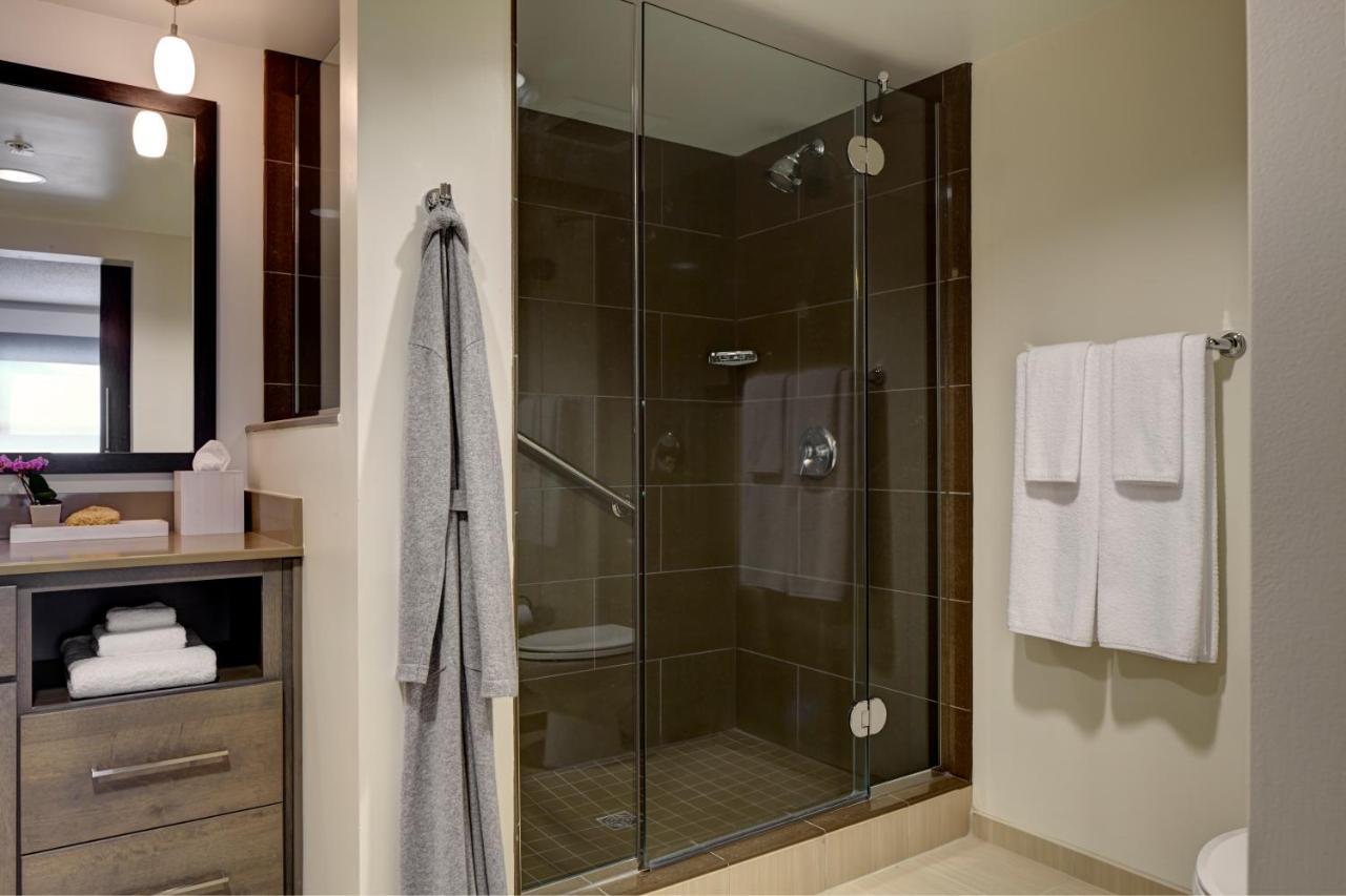 Hyatt Place Sacramento International Airport ภายนอก รูปภาพ