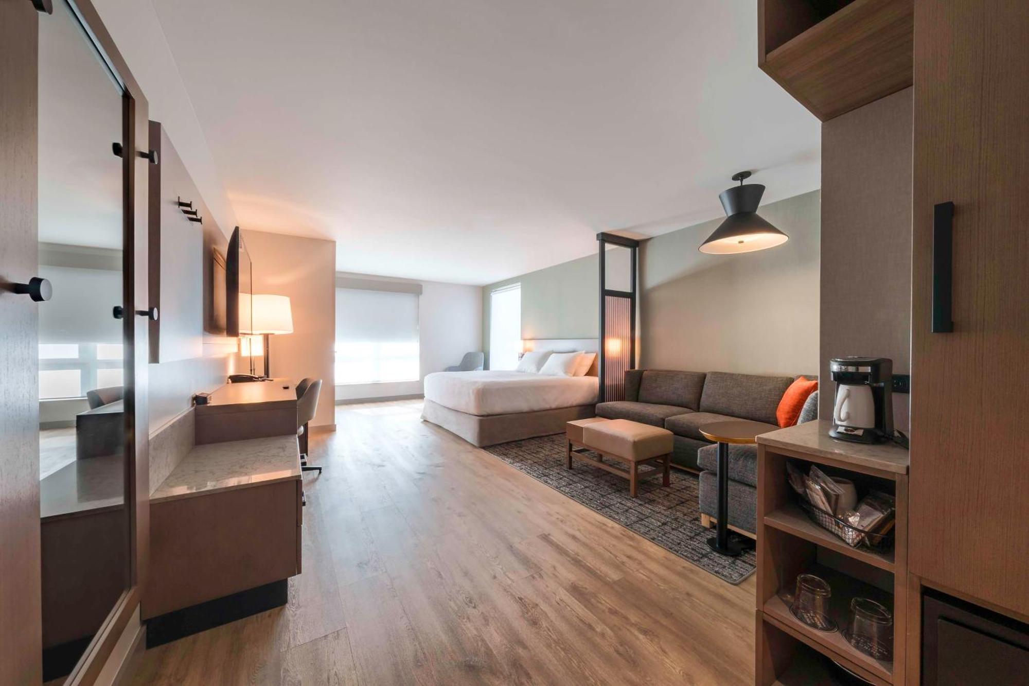 Hyatt Place Sacramento International Airport ภายนอก รูปภาพ